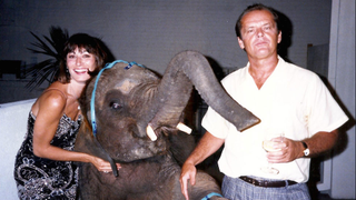 Anjelica Huston Details Jack Nicholson's Philandering in Her Memoir
